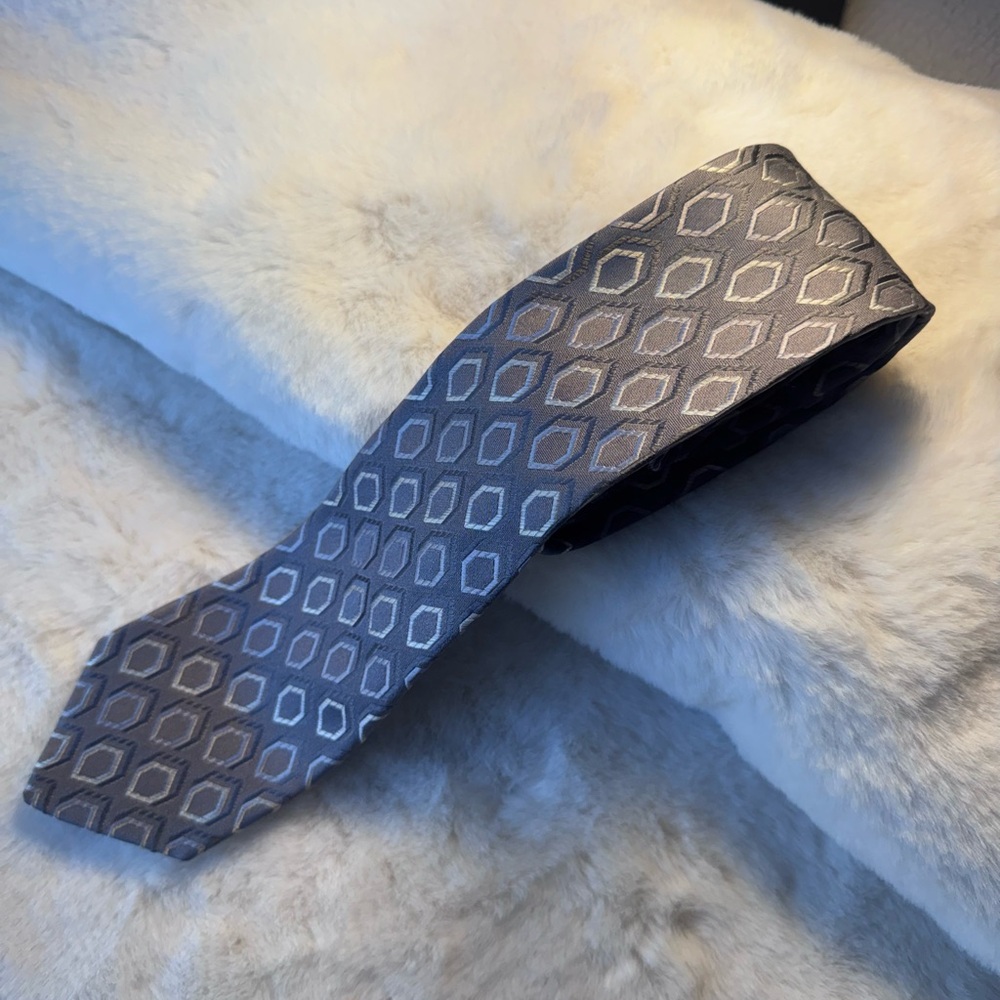 Bruno Piattelli Pure Silk Geometric Patterned Tie